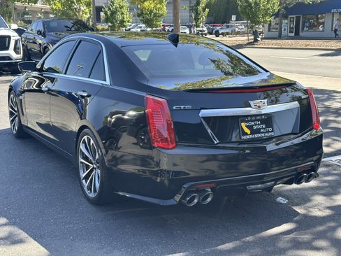 Used 2016 Cadillac CTS V w/ Luxury Package RWD image 11