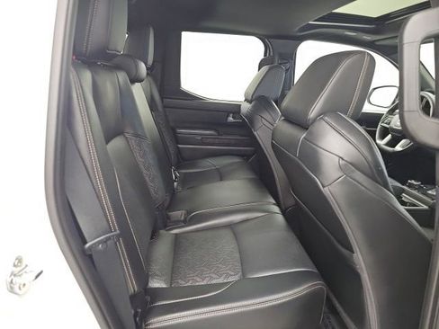 Used 2025 Toyota Tacoma Limited AWD/4WD image 35