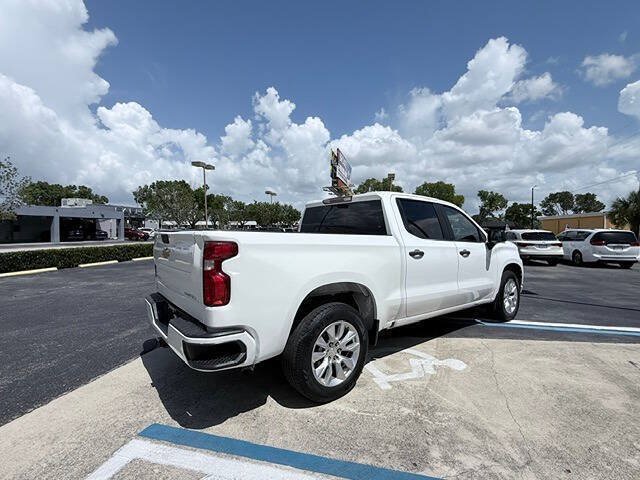 Used 2021 Chevrolet Silverado 1500 Custom w/ Safety Confidence Package RWD image 5