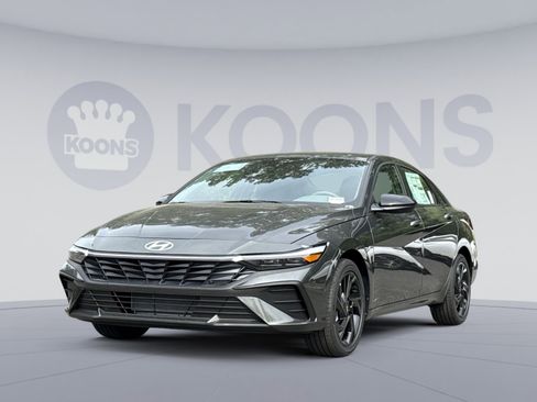 New 2026 Hyundai Elantra Sport FWD image 1
