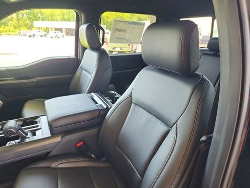 New 2025 Ford F150 Lariat w/ Equipment Group 502A High image 18