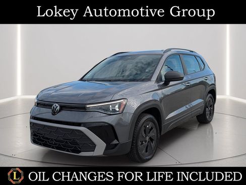 Certified 2025 Volkswagen Taos S FWD image 1