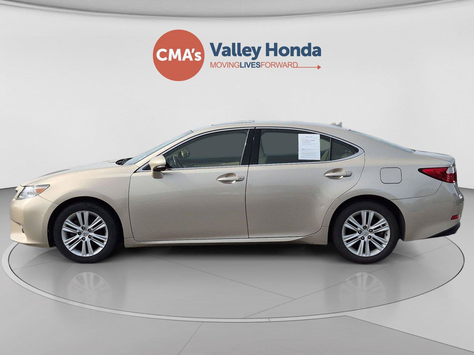 Used 2015 Lexus ES 350 w/ Premium Package FWD image 2