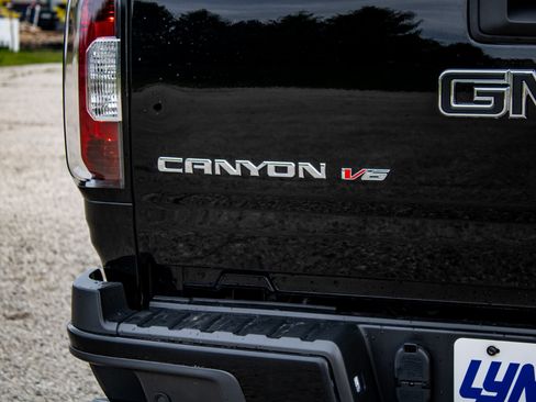 Used 2019 GMC Canyon All Terrain w/ All Terrain X Package AWD/4WD image 16