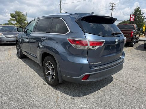 Used 2016 Toyota Highlander XLE w/ Protection Package #3 AWD/4WD image 5