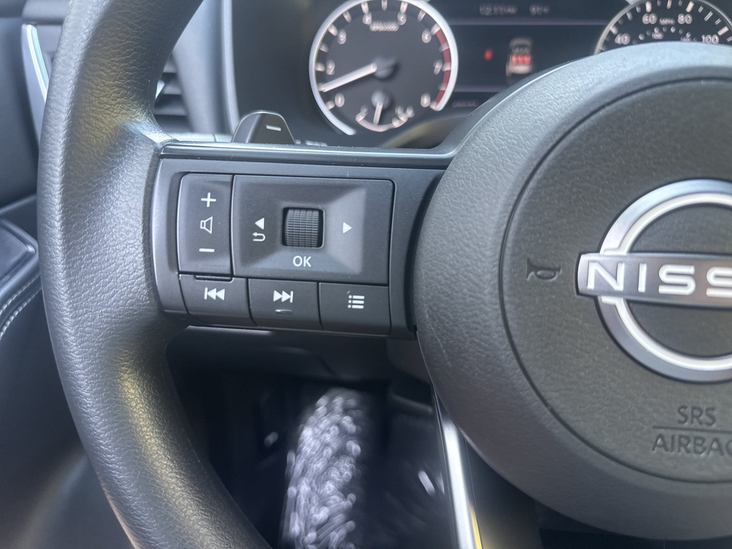 Used 2024 Nissan Rogue SV AWD/4WD image 20