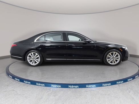 Used 2023 Mercedes-Benz S 500 4MATIC image 5