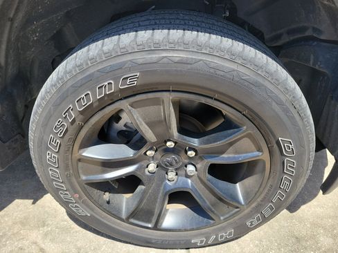 Used 2024 RAM 1500 Big Horn AWD/4WD image 6