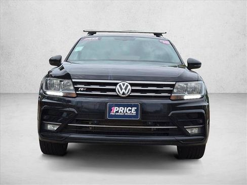 Used 2018 Volkswagen Tiguan SEL AWD/4WD image 2