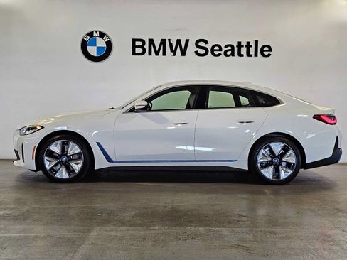 Used 2023 BMW i4 eDrive35 RWD image 3