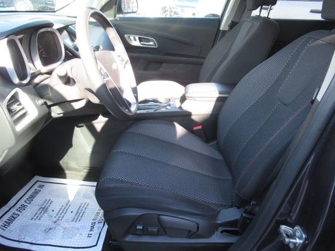 Used 2016 Chevrolet Equinox LT image 16