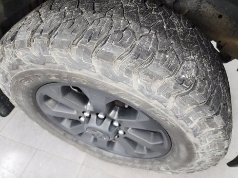 Used 2024 RAM 2500 Laramie w/ Night Edition AWD/4WD image 3