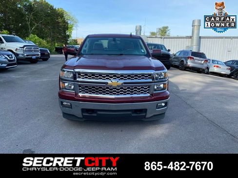 Used 2015 Chevrolet Silverado 1500 LT w/ LT Convenience Package AWD/4WD image 2