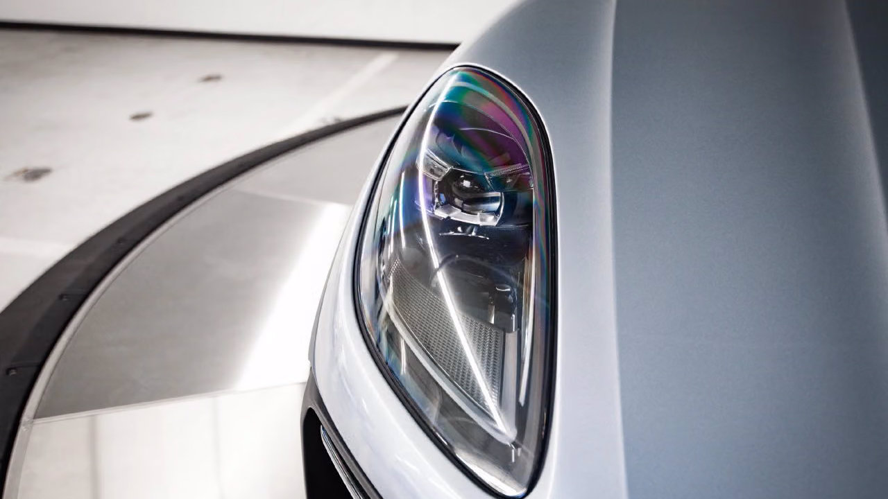 Certified 2026 Porsche Macan AWD/4WD image 13
