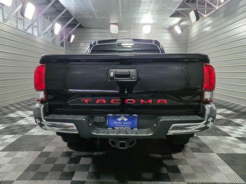 Used 2019 Toyota Tacoma SR5 image 6