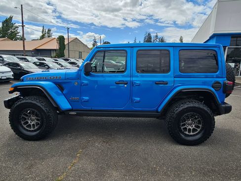 Used 2021 Jeep Wrangler Unlimited Rubicon w/ Xtreme Recon 35" Tire Package AWD/4WD image 2