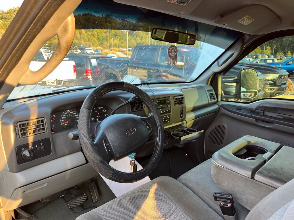 Used 2004 Ford F350 2WD Crew Cab DRW Super Duty image 6