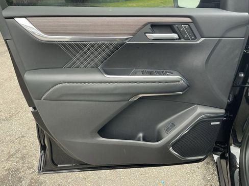 New 2026 GMC Acadia Denali w/ Super Cruise Package image 23