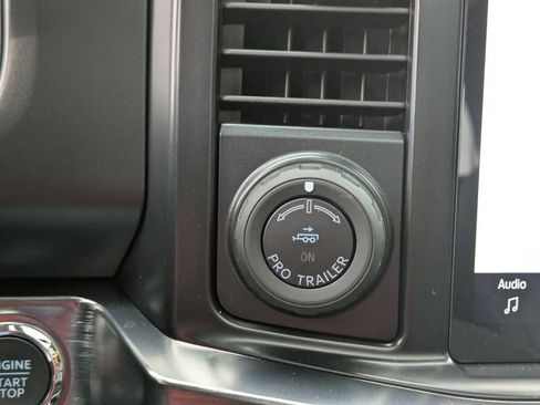 New 2026 Ford F250 Lariat w/ Black Appearance Package AWD/4WD image 25