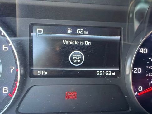 Used 2023 Kia Forte GT-Line w/ GT-Line Premium Package FWD image 2