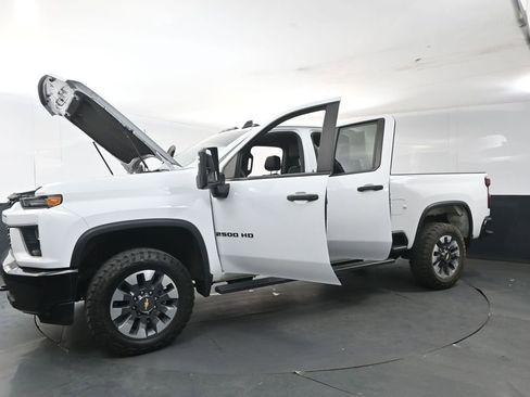 Used 2021 Chevrolet Silverado 2500 Custom w/ Custom Value Package AWD/4WD image 20
