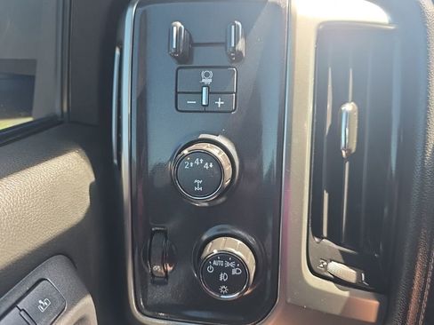 Used 2018 Chevrolet Silverado 2500 LTZ w/ Midnight Edition AWD/4WD image 21