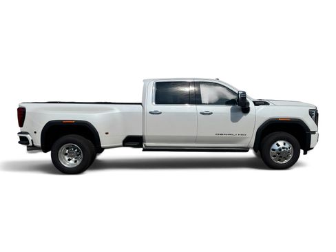 Used 2025 GMC Sierra 3500 Denali Ultimate AWD/4WD image 8