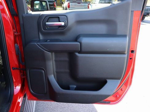 Used 2020 Chevrolet Silverado 1500 Custom w/ Custom Value Package image 20