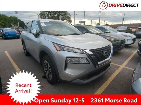 Used 2022 Nissan Rogue SV AWD/4WD image 1