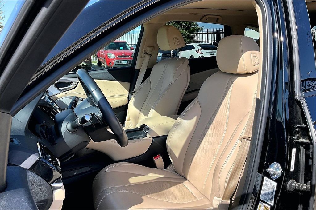 Used 2023 Acura RDX w/ Technology Package FWD image 29