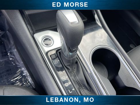 Used 2024 Nissan Altima 2.5 SV FWD image 15