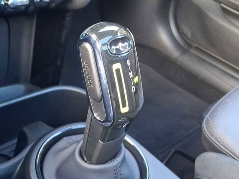 Used 2024 MINI Cooper SE image 13