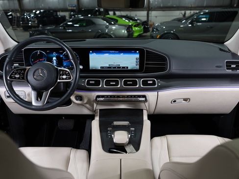 Used 2022 Mercedes-Benz GLE 350 4MATIC image 4