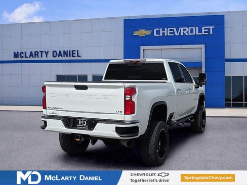 Used 2021 Chevrolet Silverado 2500 LTZ w/ LTZ Premium Package AWD/4WD image 5