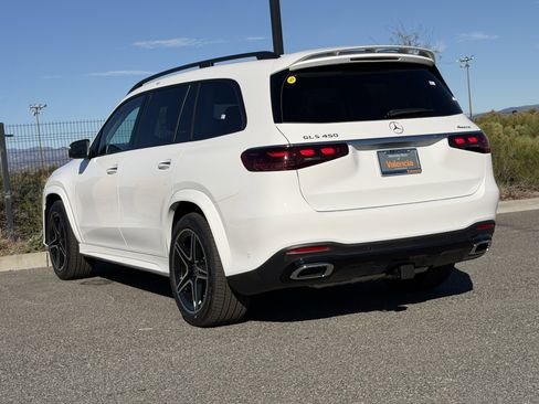 New 2026 Mercedes-Benz GLS 450 4MATIC image 10