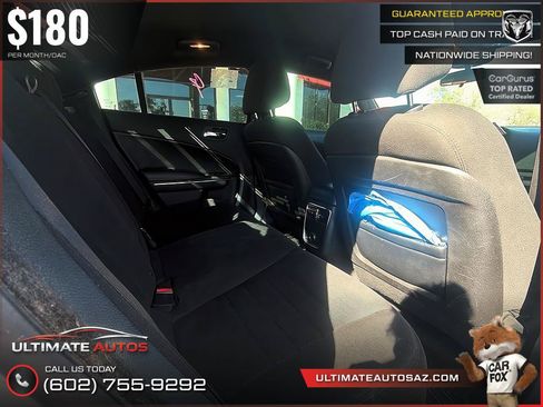 Used 2014 Dodge Charger SE RWD image 17