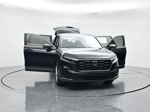 Used 2025 Honda CR-V EX image 4