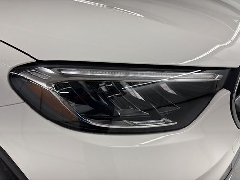 Certified 2025 Mercedes-Benz GLC 350e 4MATIC image 12