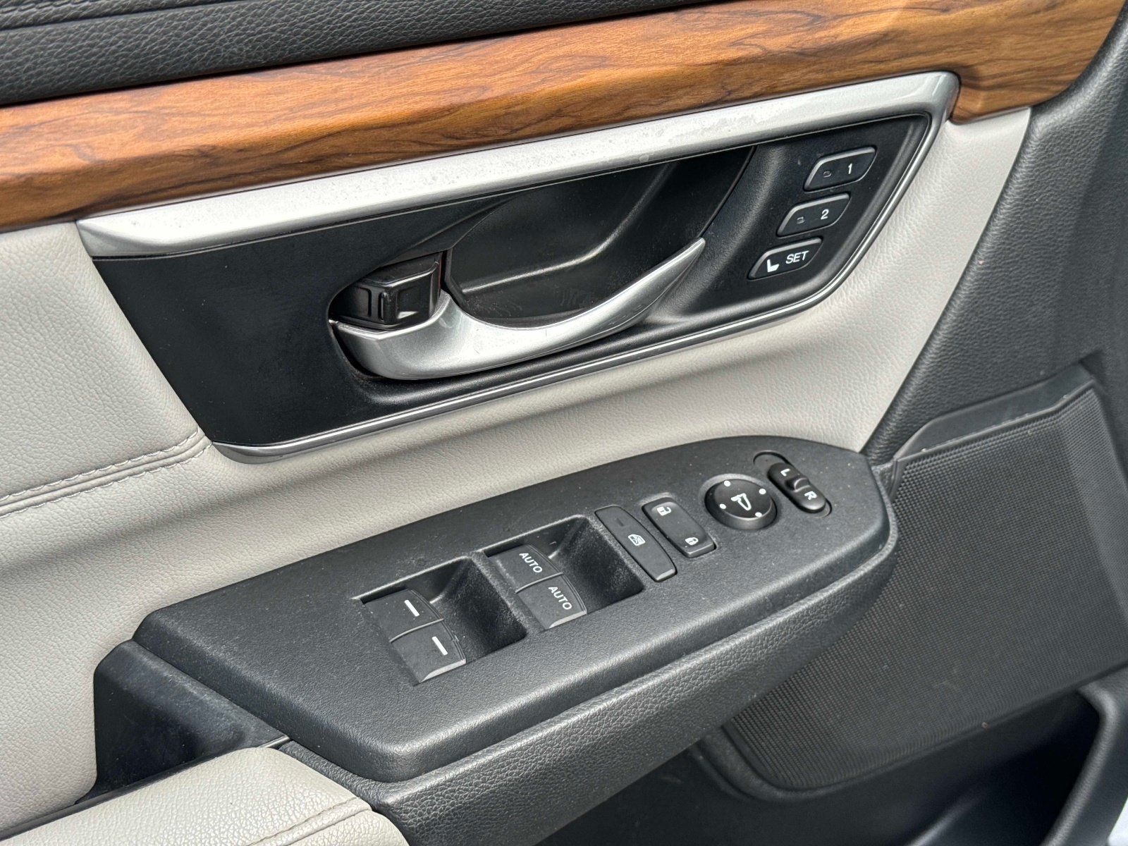 Used 2020 Honda CR-V EX-L image 20