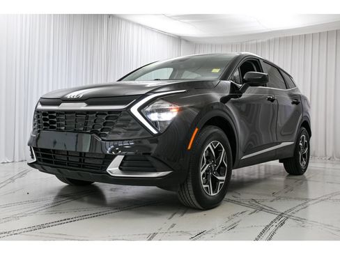 Certified 2023 Kia Sportage LX AWD/4WD image 4