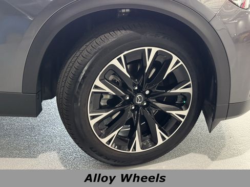 Used 2025 MAZDA CX-90 Plug-In Hybrid w/ Premium Plus image 14