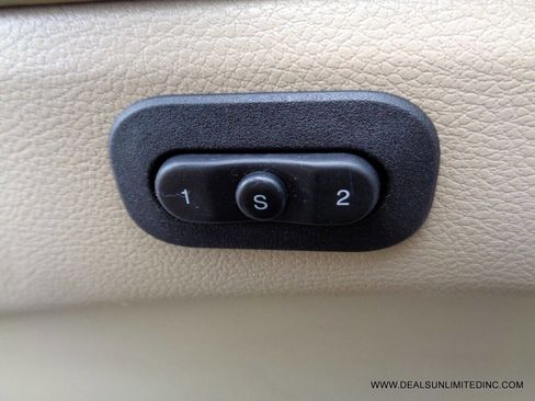 Used 2013 Jeep Grand Cherokee Limited image 11