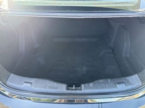 Used 2016 Chevrolet Cruze LS FWD image 17