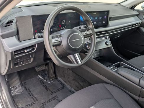 Used 2025 Hyundai Sonata SEL FWD image 14
