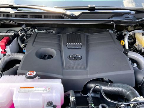 New 2026 Toyota Tundra Limited AWD/4WD image 15