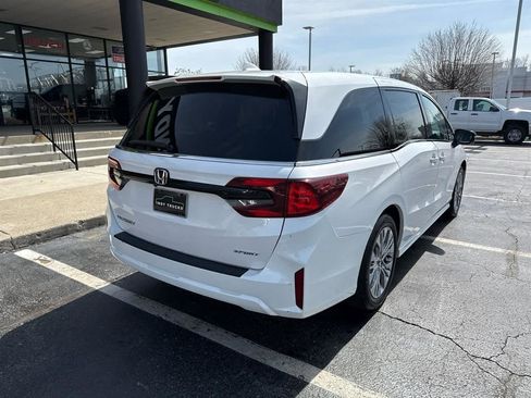 Used 2025 Honda Odyssey Sport-L image 8