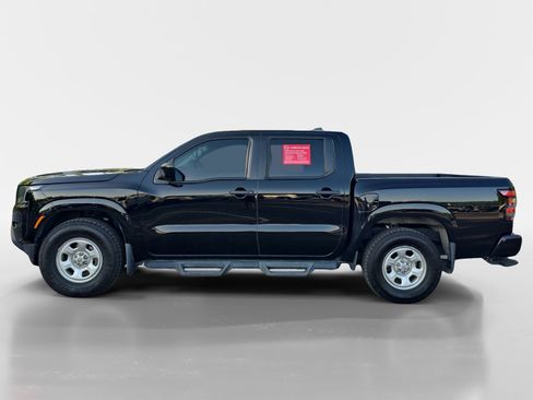Certified 2022 Nissan Frontier S w/ Technology Package RWD image 2