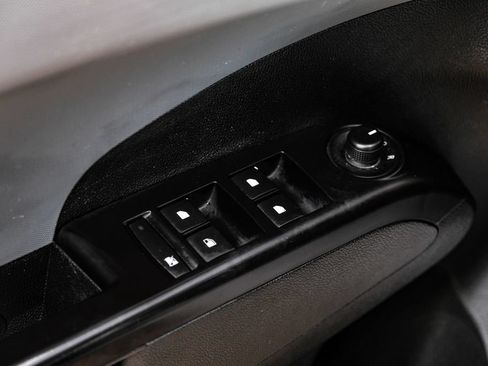 Used 2020 Chevrolet Sonic LT FWD image 48