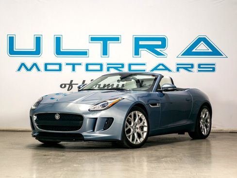 Used 2014 Jaguar F-TYPE Convertible image 5