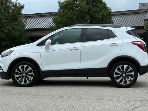 Used 2018 Buick Encore Preferred FWD image 2